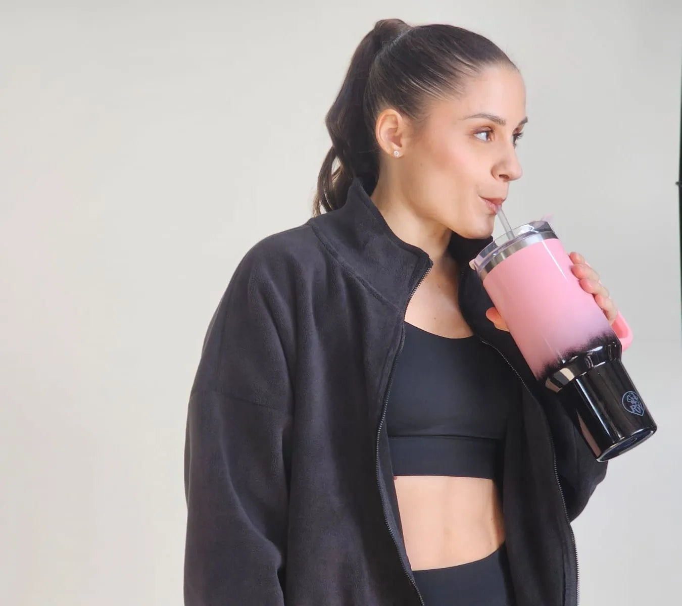 Gourde isotherme 1,2 L avec paille – Noire et rose