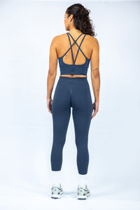 ensemble de sport vert foncé reveal wear de dos
