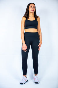 Brassière de sport noire maintien fort